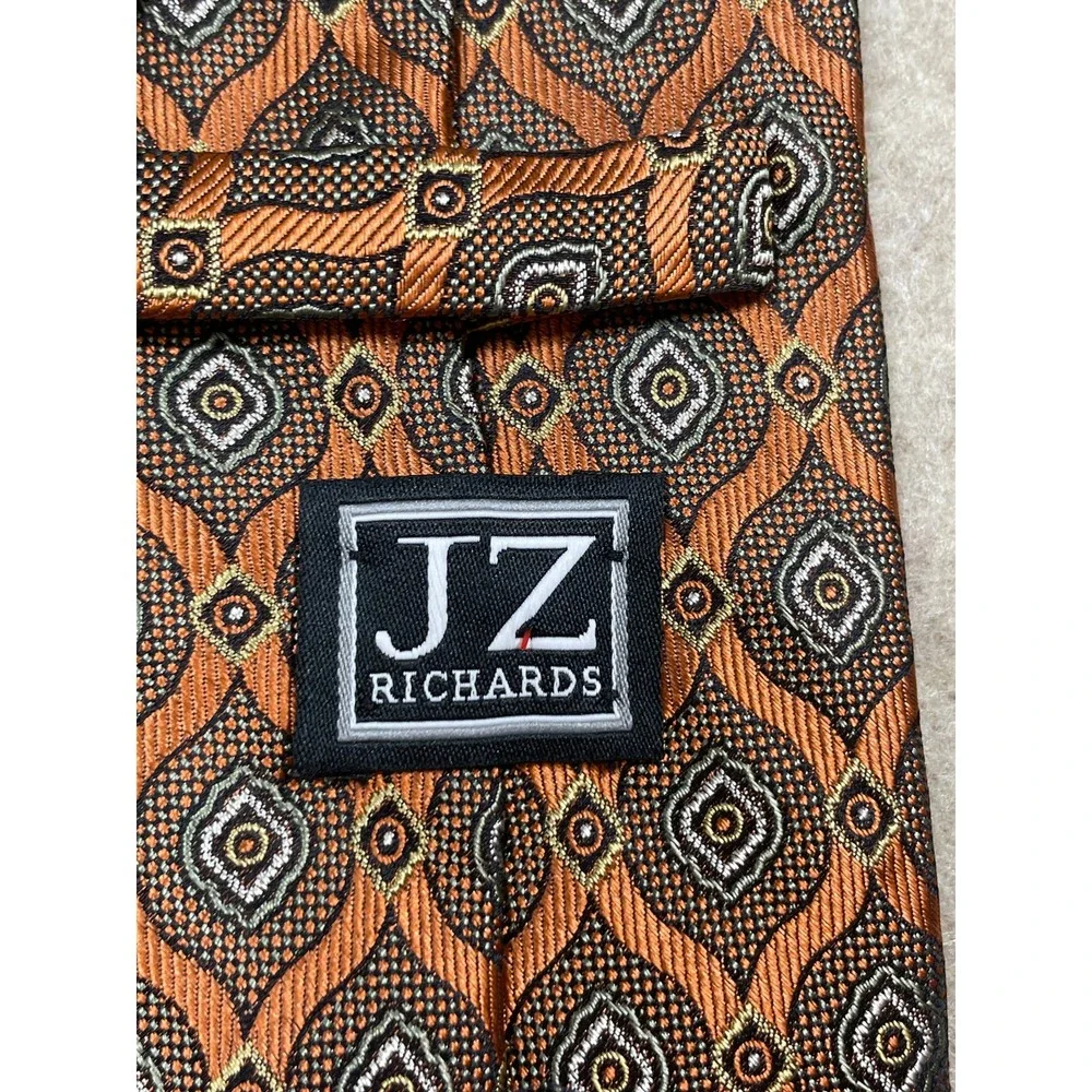 J Z Richards All Silk Hand Made USA Necktie Neck Tie Geometric Boulder Allover